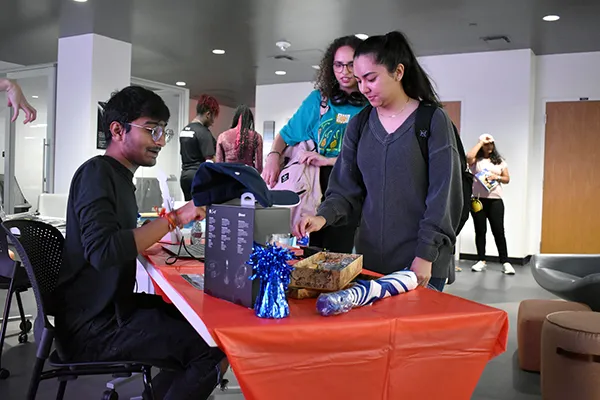 The University of Texas at Arlington Libraries